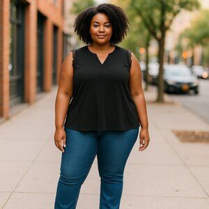 BloomChic Top Womens 22 24 Black Sleeveless Knit V Neck  Crochet Lace Trim